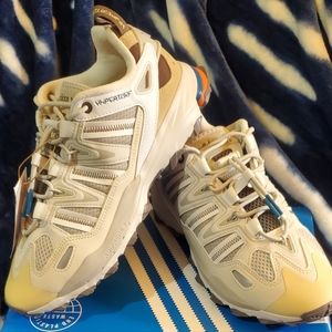 Adidas HYPERTURF ADVENTURE SHOES, New In Replacement Box!  Mens 10
